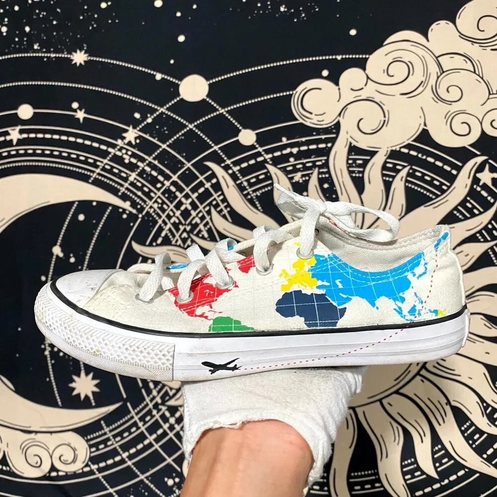 Converse Chuck Taylor All Star World Traveler 668458F Athletic Shoe Girl 3 White